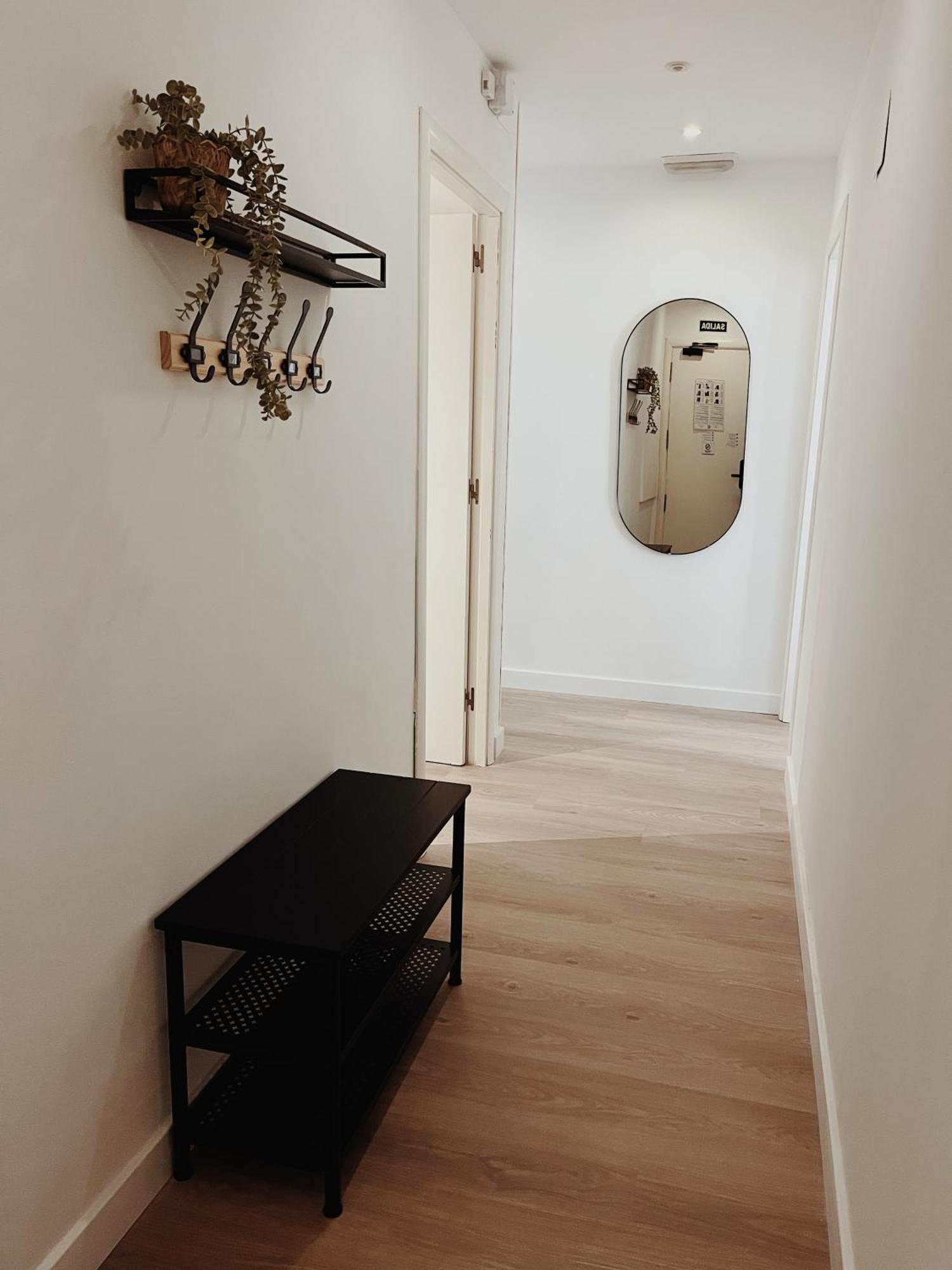 Apartamentos Express By Gaiarooms บาร์เซโลนา ภายนอก รูปภาพ
