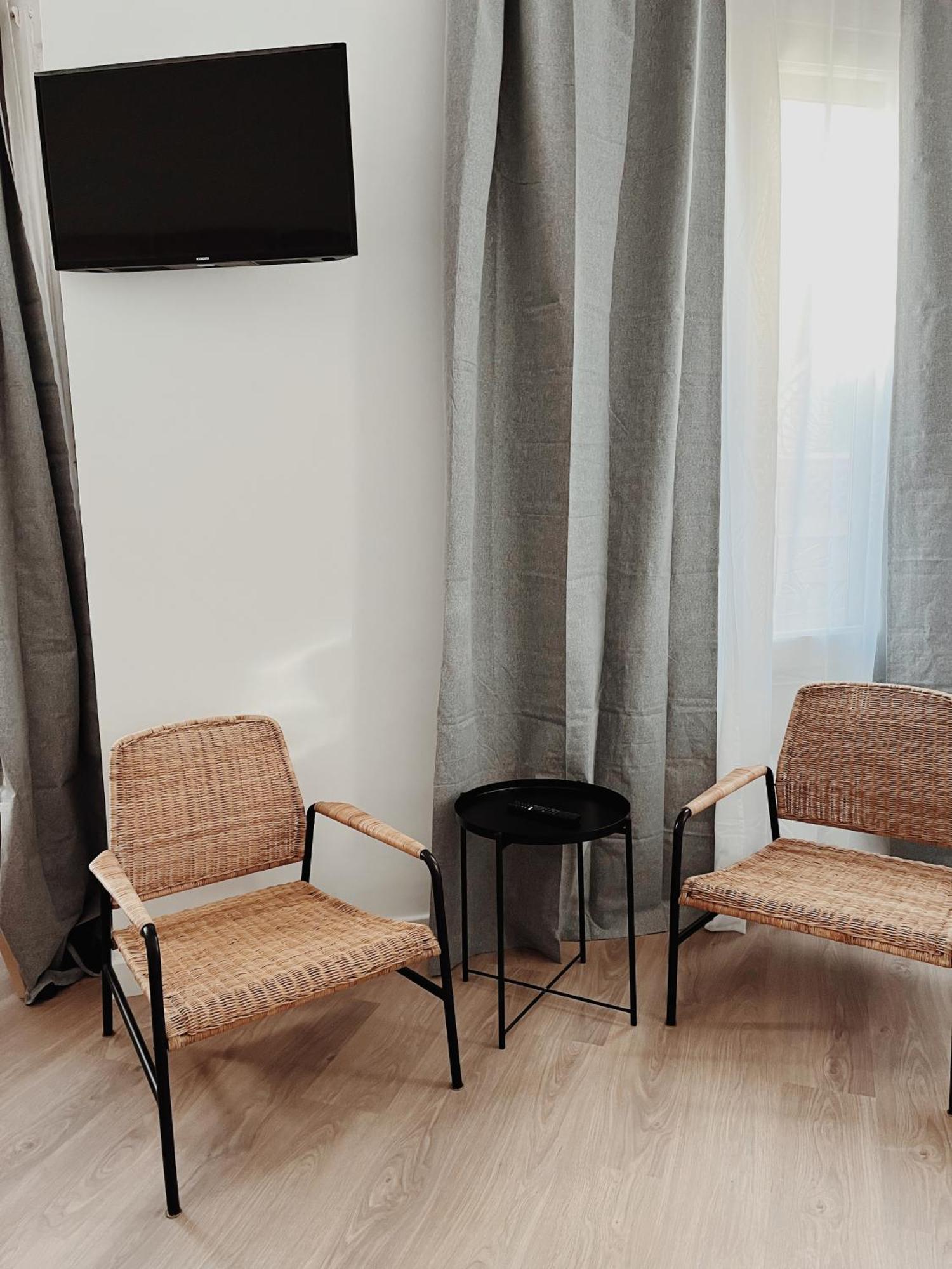 Apartamentos Express By Gaiarooms บาร์เซโลนา ภายนอก รูปภาพ